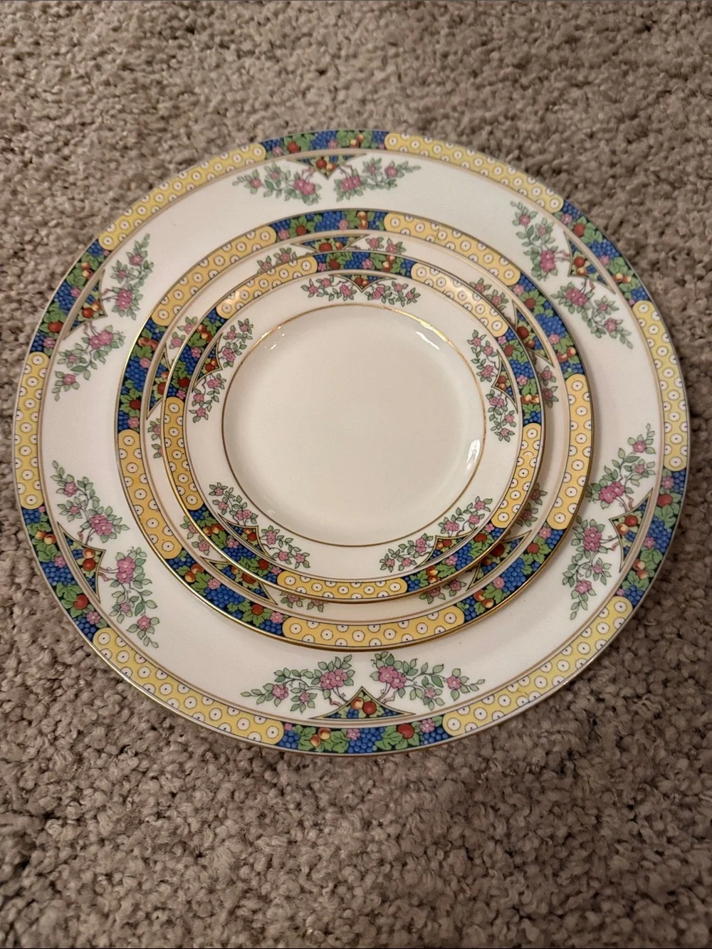 Lenox place setting